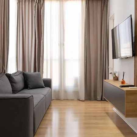 Golden Corner 3 - Sweet Escape Apartment