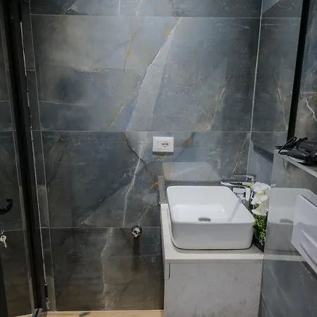 Golden Corner 3 - Sweet Escape Appartement Tirana